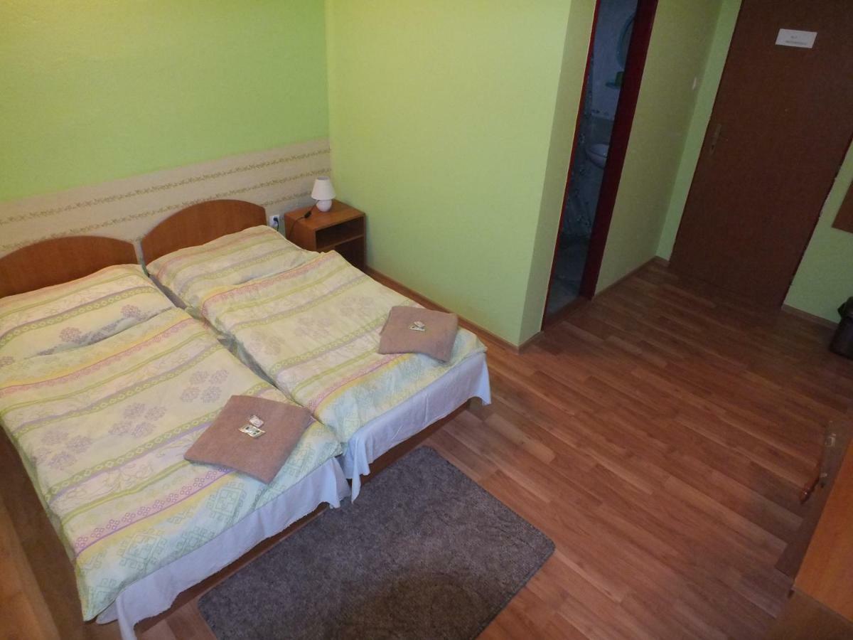 Fan Fan Penzión Rožňava Exterior foto